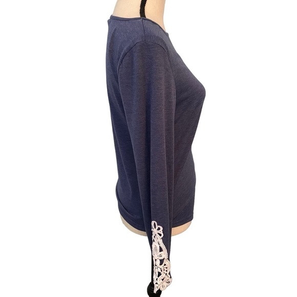 Noracora Blue Long Sleeve Side Tie Shirt Top with White Knit Sleeve Sz M - Picture 5 of 14